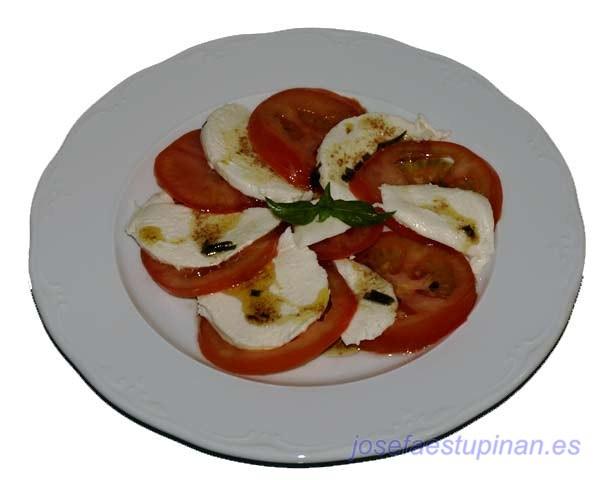 ensalada_caprese_04 Ensalada caprese - Las Otras Recetas